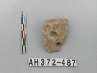 藏品(淺褐色夾砂陶片)的圖片